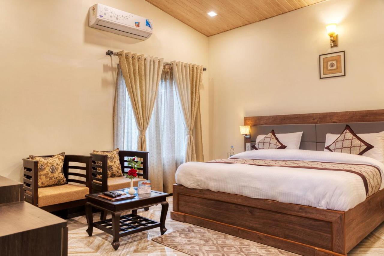 The Walnut Creek Hotel Bhīm Tāl Kültér fotó