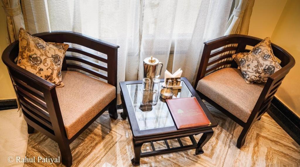 The Walnut Creek Hotel Bhīm Tāl Kültér fotó