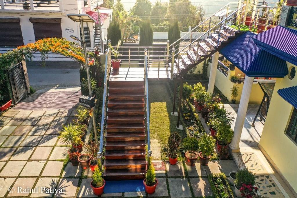 The Walnut Creek Hotel Bhīm Tāl Kültér fotó